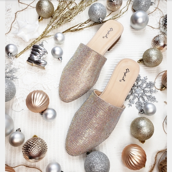 🚨//The Glitz// Champagne Slide/ Flat - Picture 8 of 8